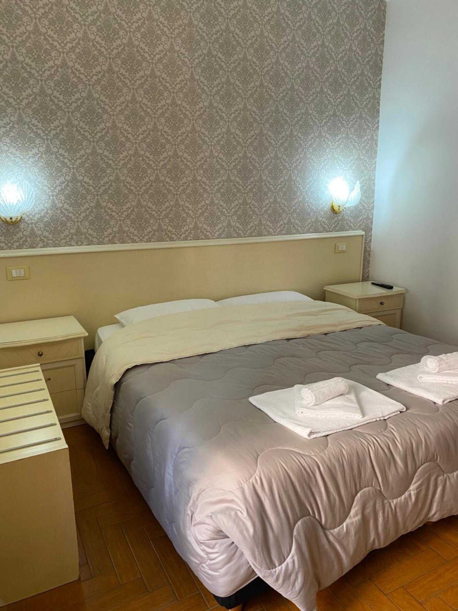 Residenza Hotel Róma Kültér fotó