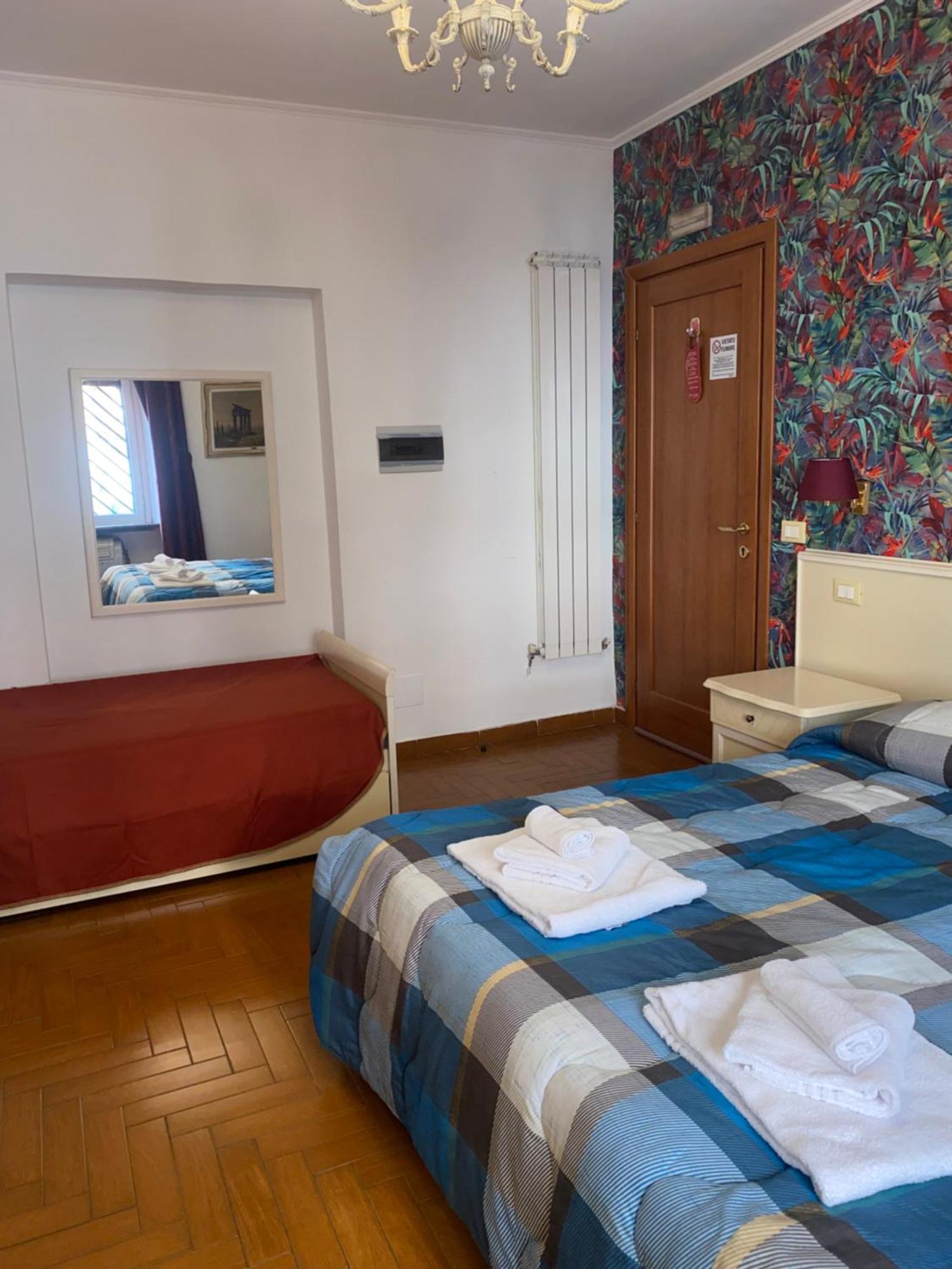 Residenza Hotel Róma Kültér fotó
