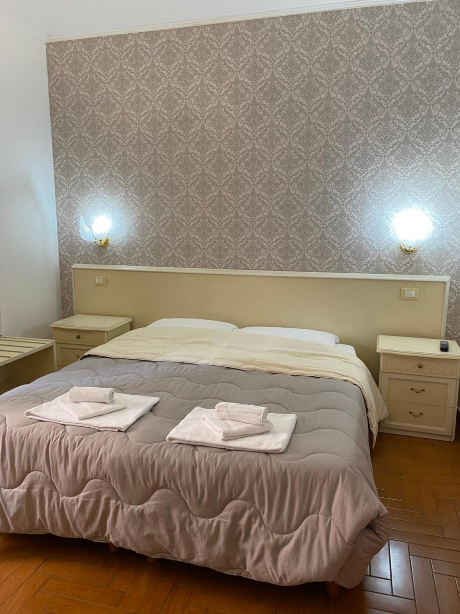 Residenza Hotel Róma Kültér fotó