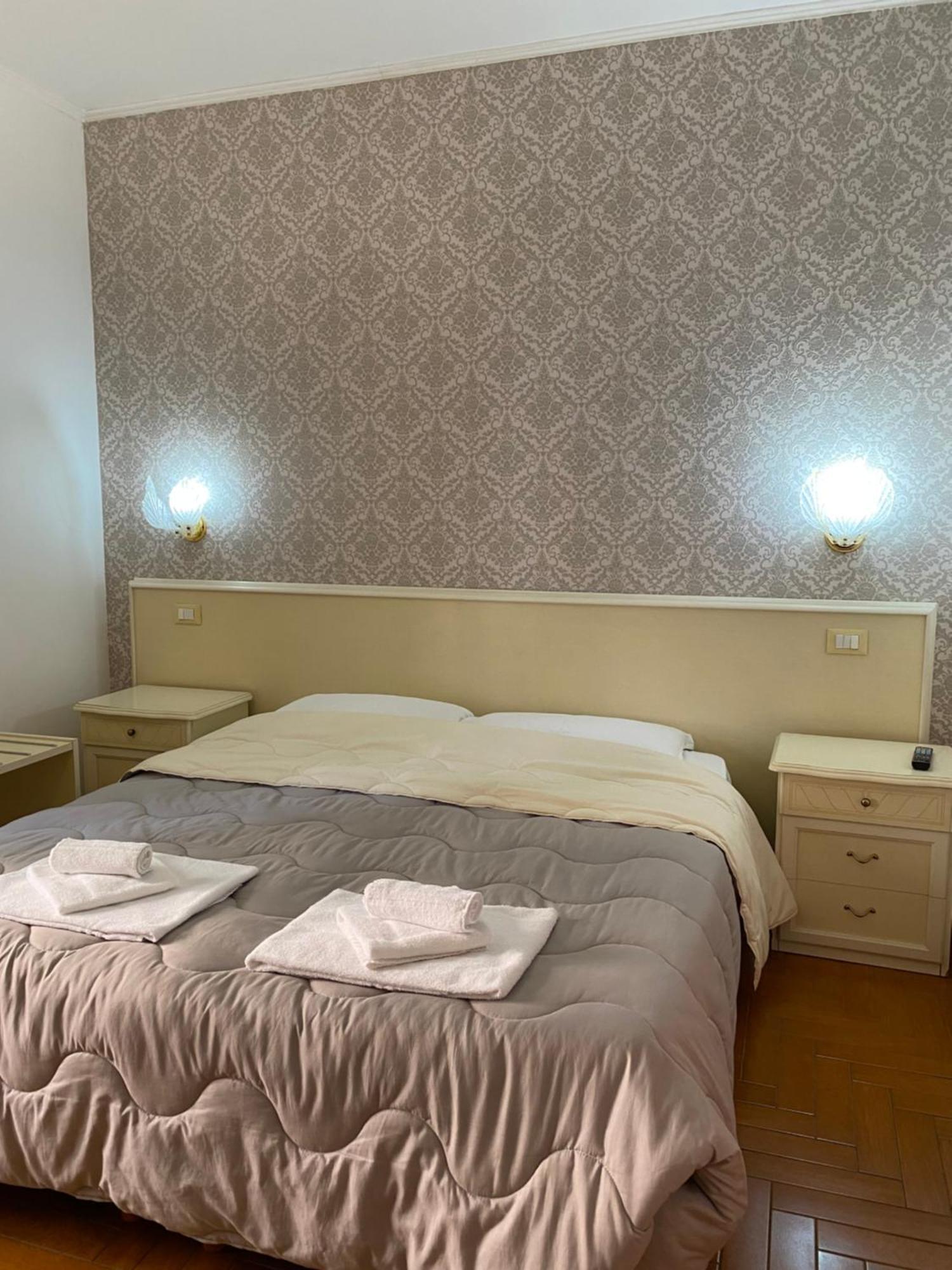 Residenza Hotel Róma Kültér fotó